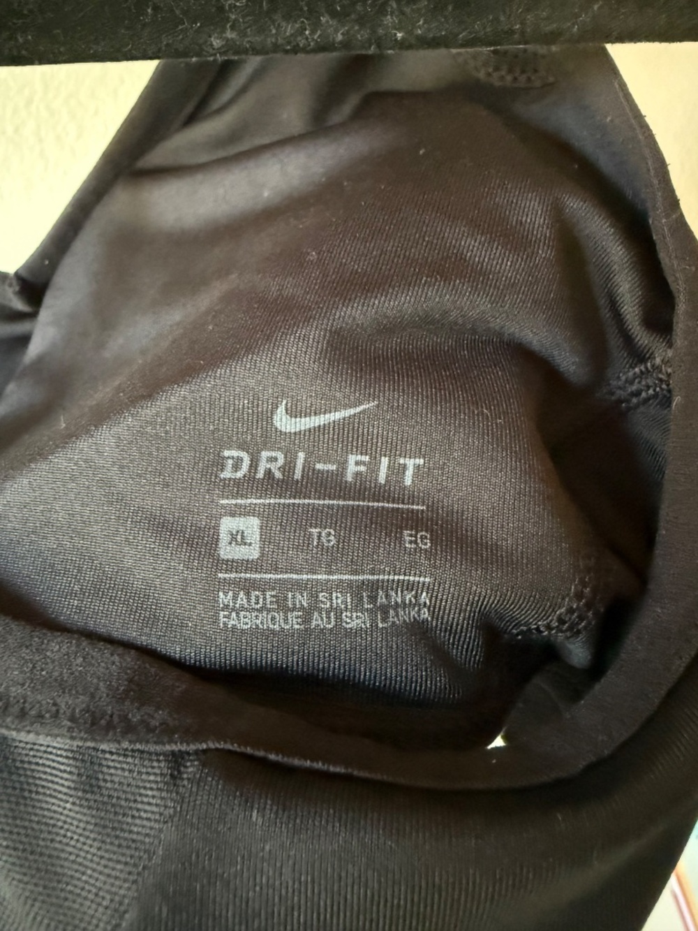 Nike Dri-Fit Black Sports Bra - Size XL - Picture 3 of 3